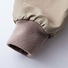 R608　コットン裏ボアフーディジャケット　袖口リブ