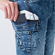 USD802　ストレッチパウダーデニムカーゴ　左右サイドにカーゴポケット（フラップ付きロットボタンとめ）